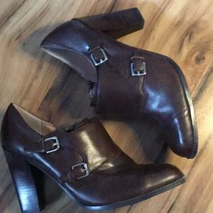NEW Marc Fisher Brown  high heeled buckled shoe botties size 9 1/2. Excellent